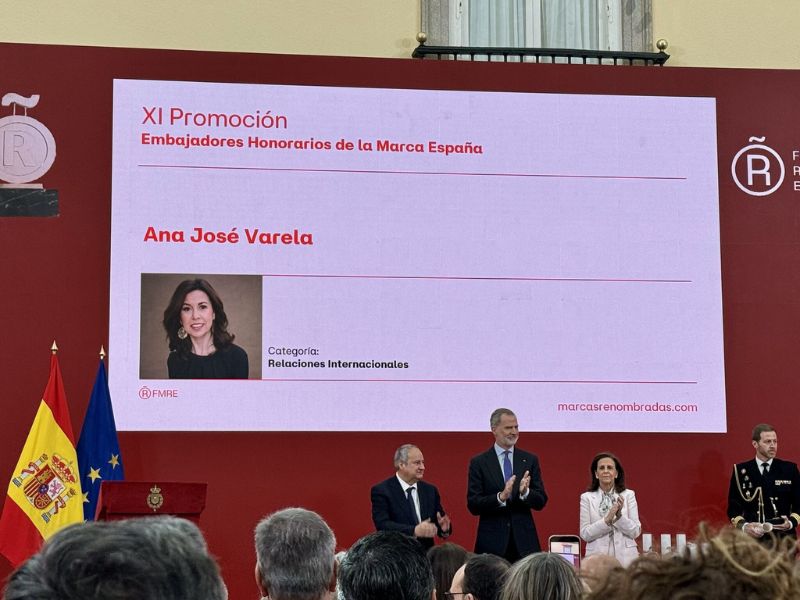 Reconocimiento al mérito y fortalecimiento de la sociedad civil 987utopia
