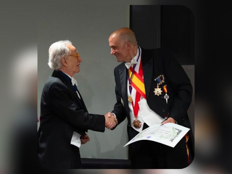Excmo. Sr. D. Ángel Durández Adeva 33213132213